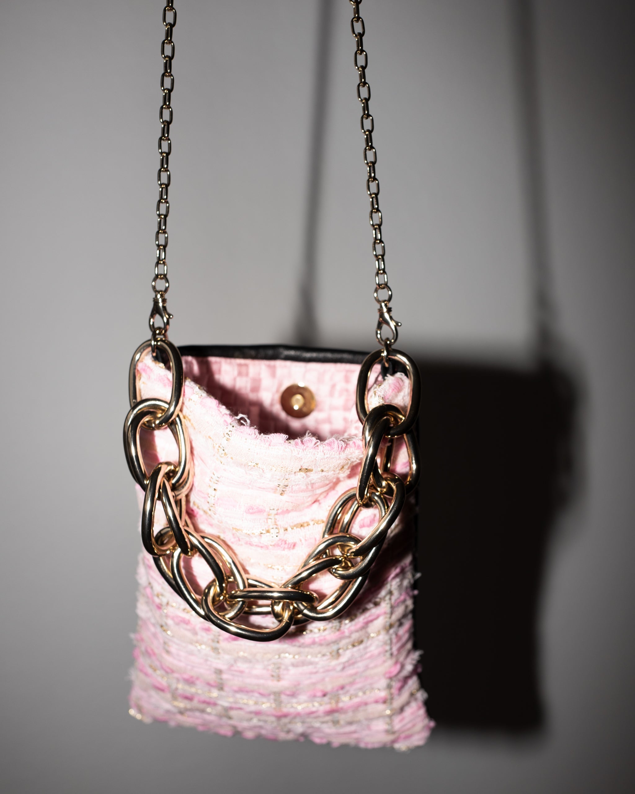 Bag with Light Pink Tweed and Black Leather Gold Chain