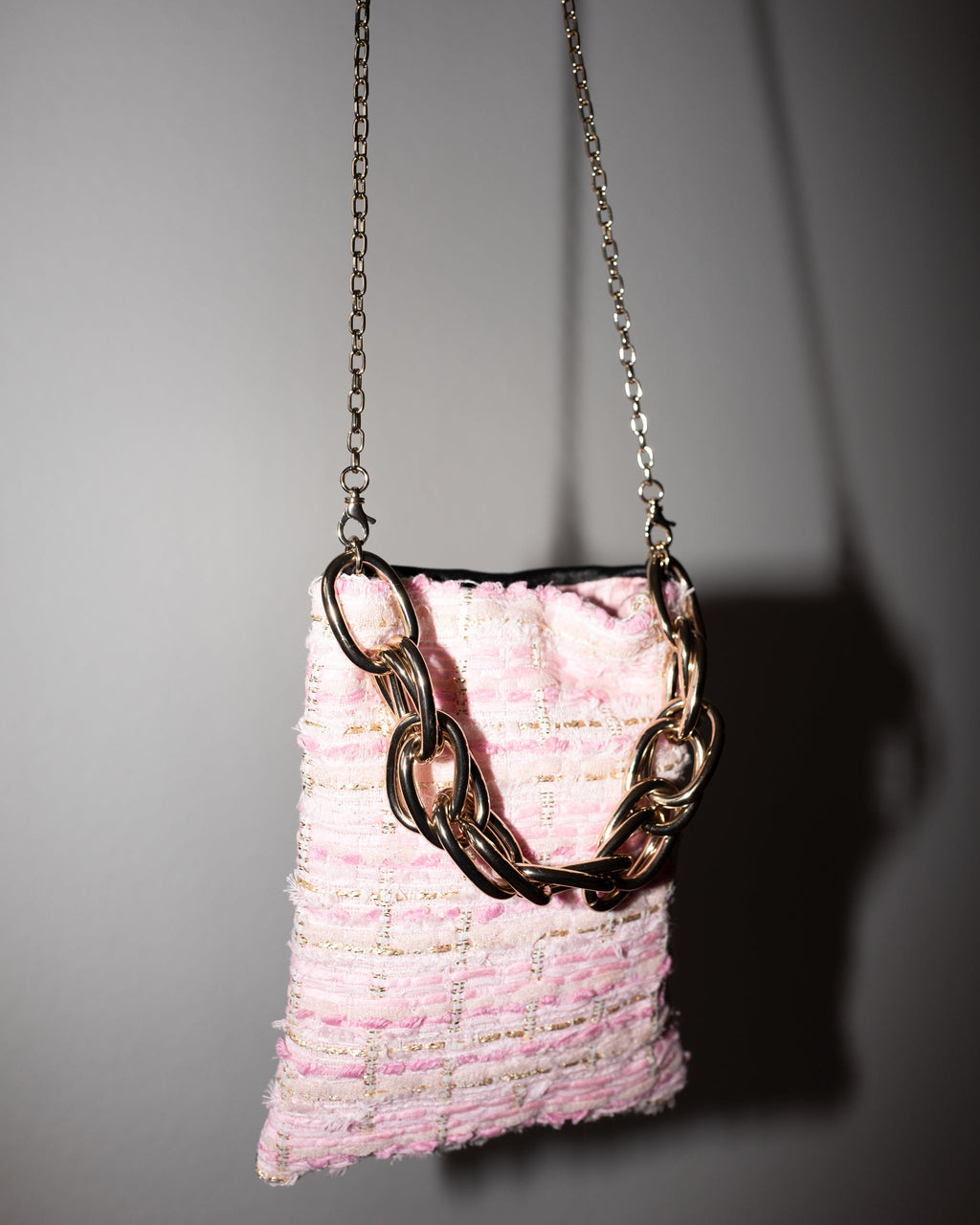 Bag with Light Pink Tweed and Black Leather Gold Chain