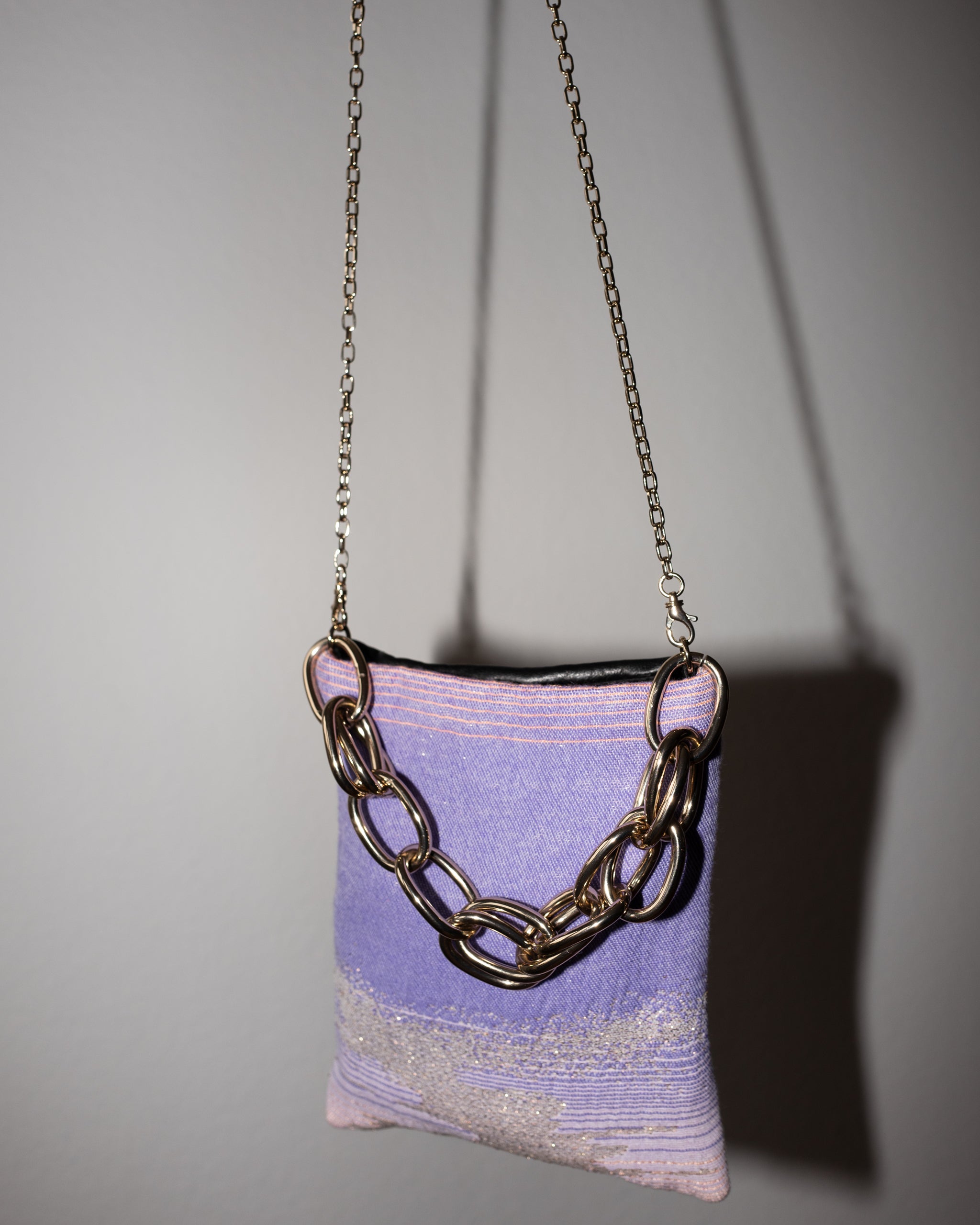Bag with Lilac Pink Gold Lurex and Black Leather Gold Chain