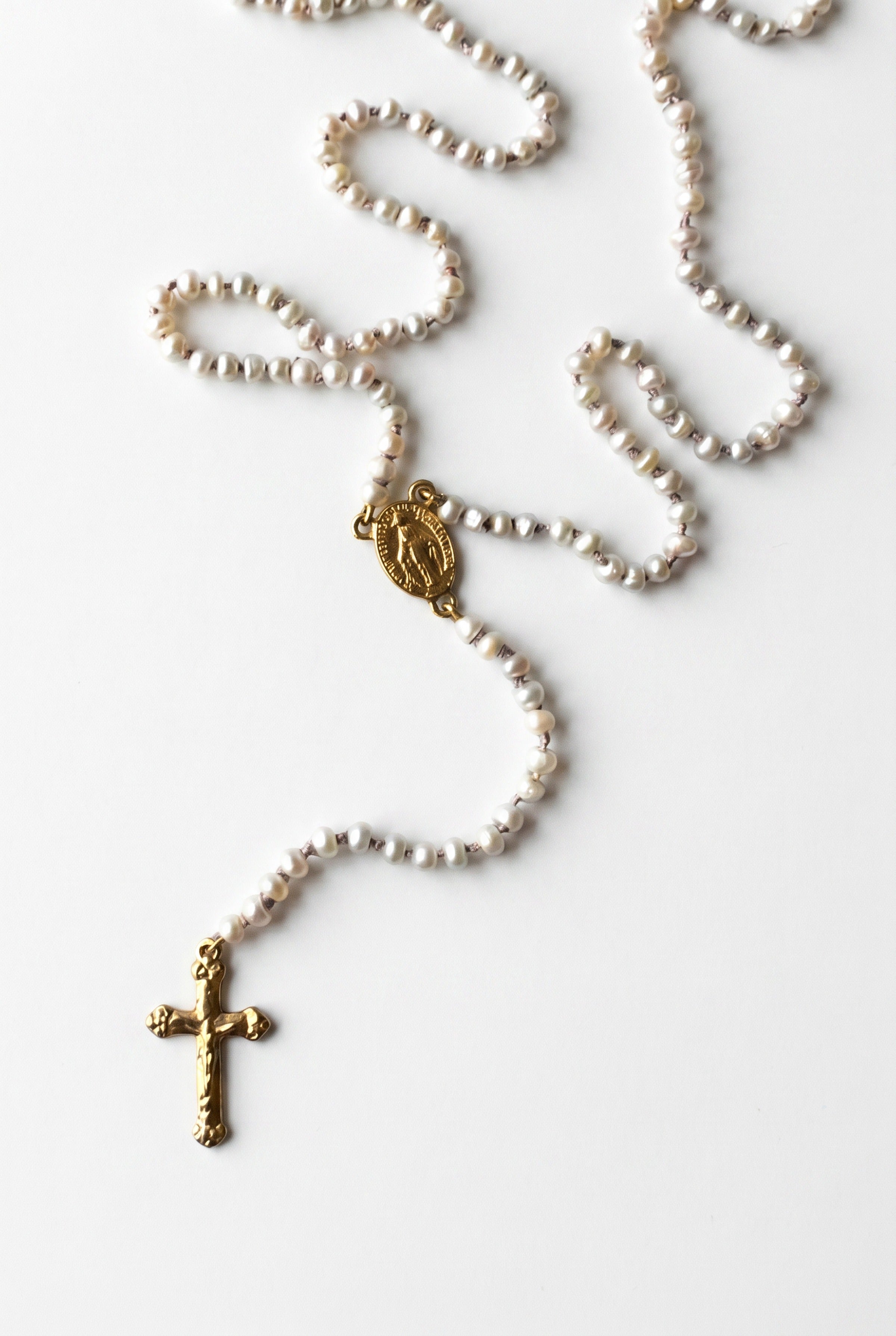 White Pearl Rosario Necklace