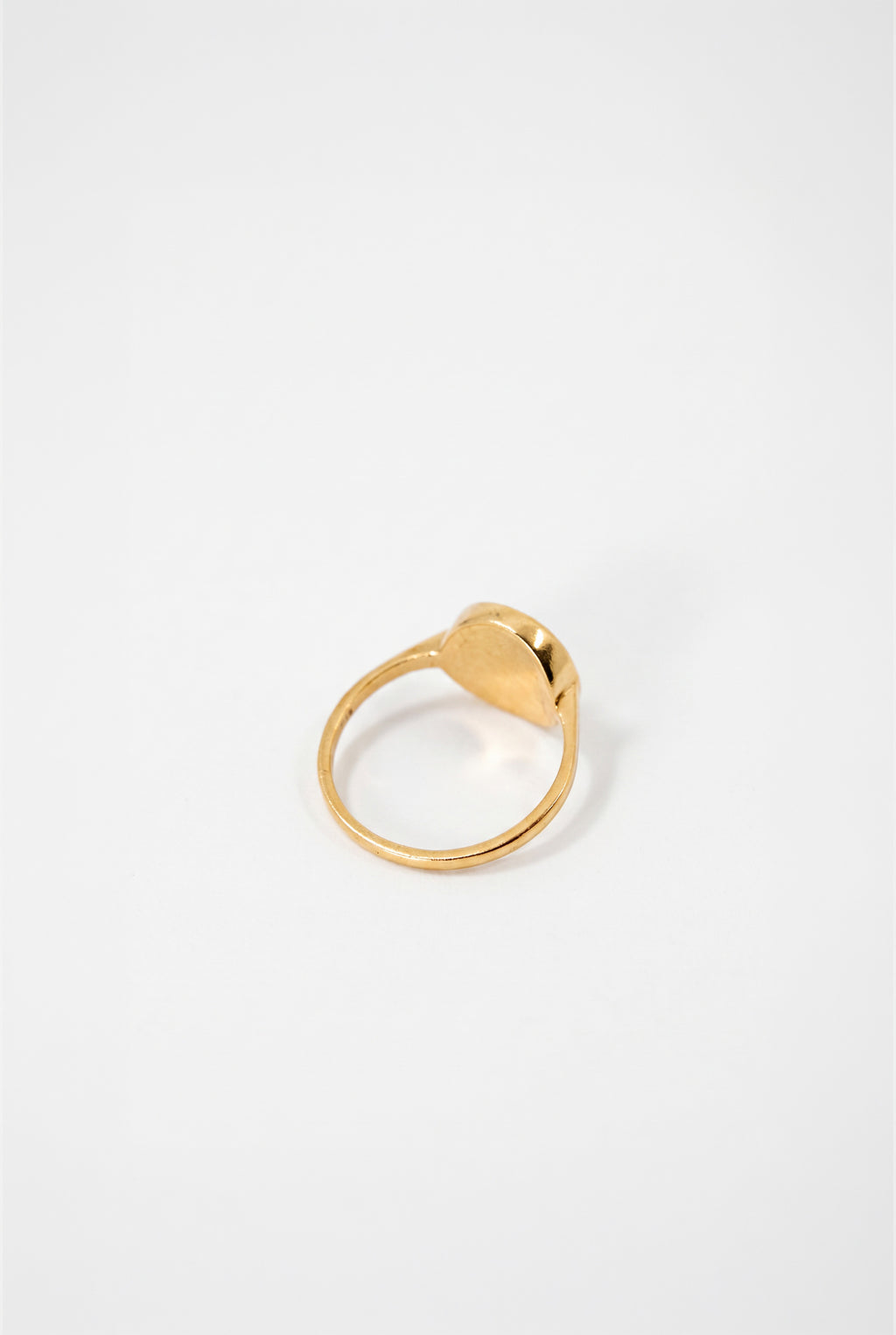 Skull Ring Emerald Ruby Crest Gold (Copy)