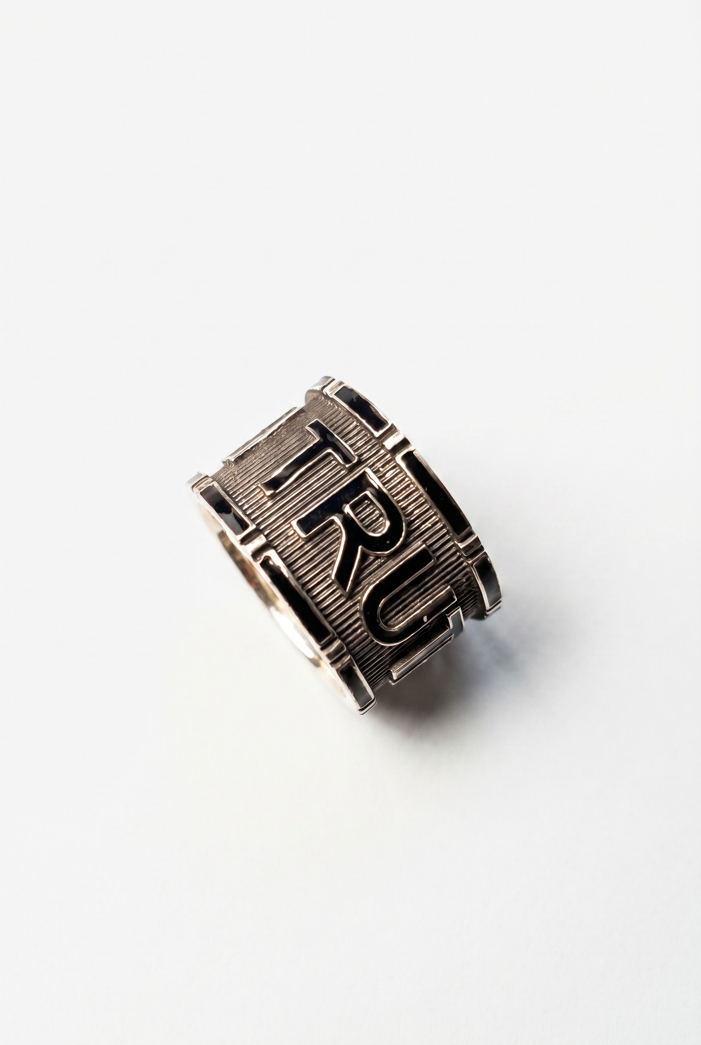 Truth Ring Black Enamel Silver